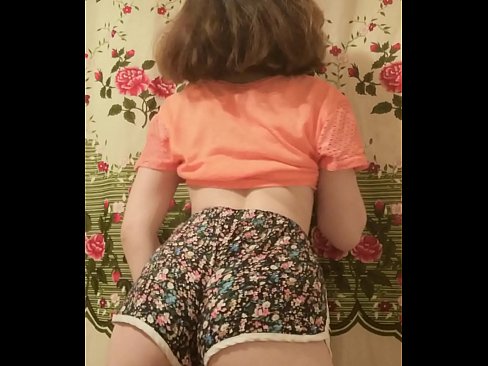 ❤️ Seksi mlada beba skida šorc pred kamerom ❤️ Samo porno kod nas bs.sayhentai.ru ❌❤