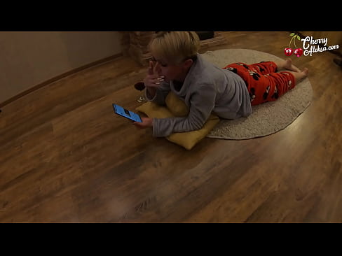 ❤️ Luda plavuša sisa ogroman kurac sisa i poskakuje na njemu - analni seks ❤️ Samo porno kod nas bs.sayhentai.ru ❌❤